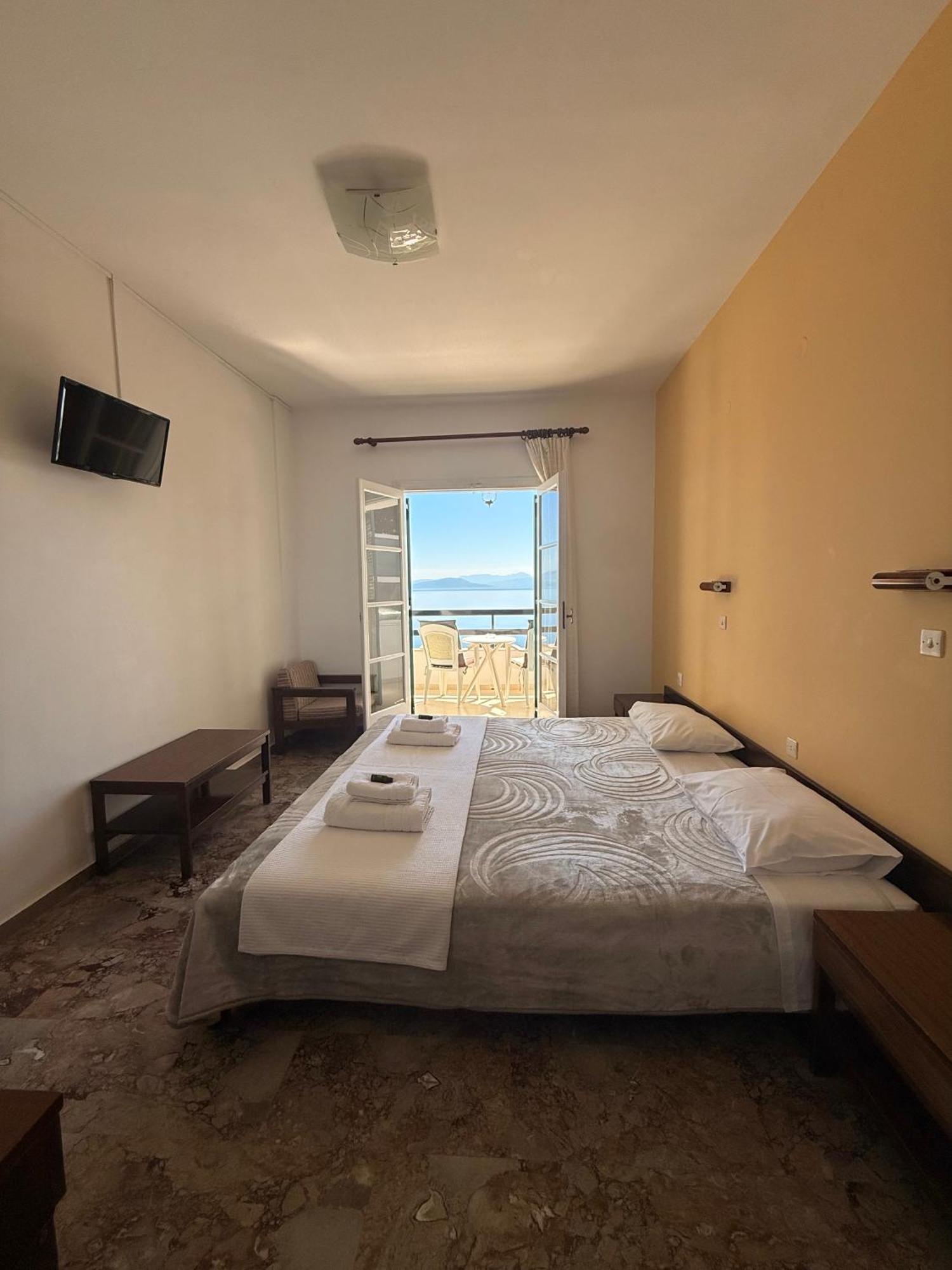 Nikoli Apartments Benitses  Ngoại thất bức ảnh